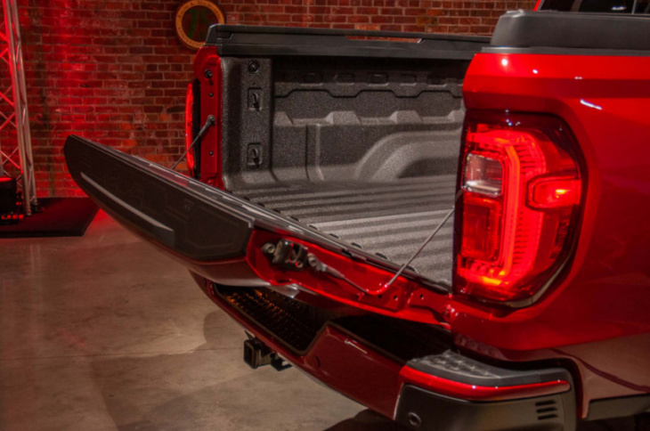 android, 2023 gmc canyon gets bigger, faster, more expensive