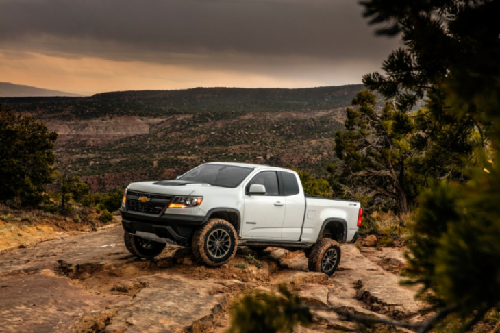 does the chevy colorado zr2 make the gmc canyon at4 obsolete?