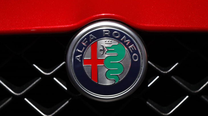 alfa romeo to develop a large car in the united states