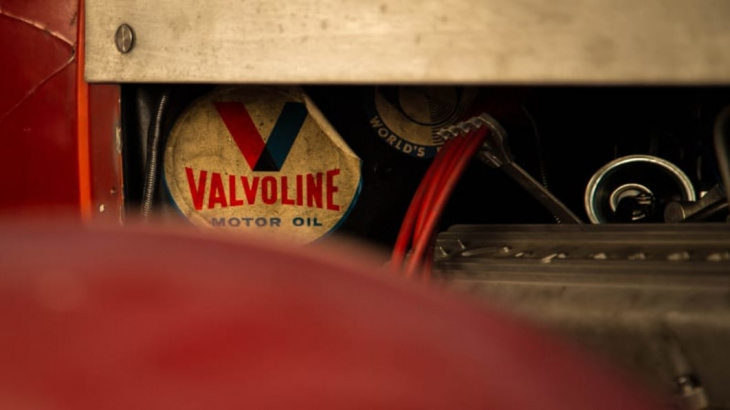 valvoline to sell oil products business to saudi arabia's aramco