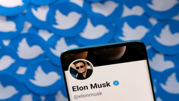 musk makes twitter legal threat meme after scrapping $44 billion deal