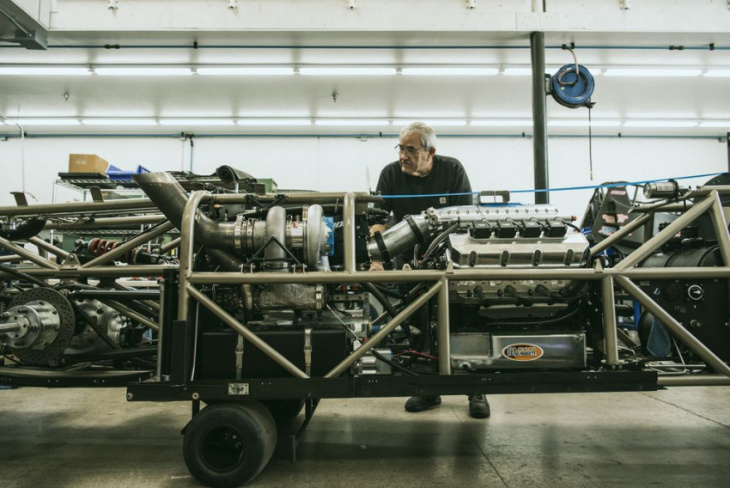 you need a 3800 hp v-8 to break 500 mph