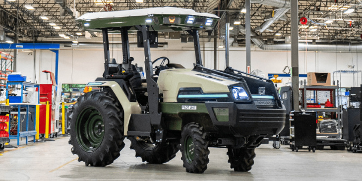 foxconn to build electric tractors for monarch in the usa