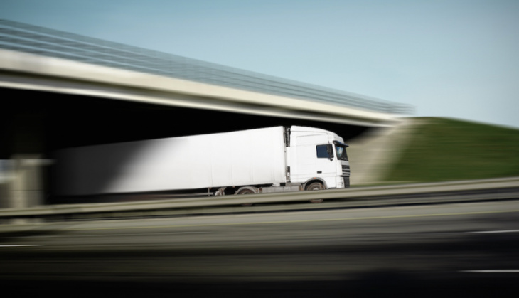 increase in lorry driving tests suggests driver shortage stabilising