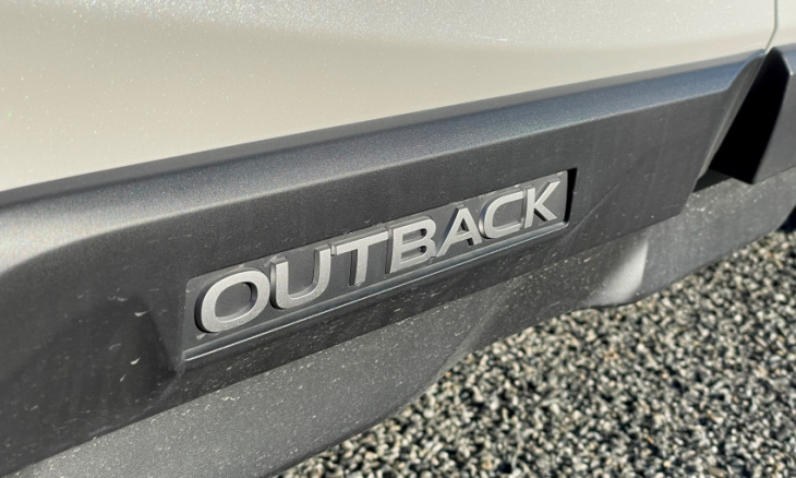 subaru outback touring review: part of the scenery