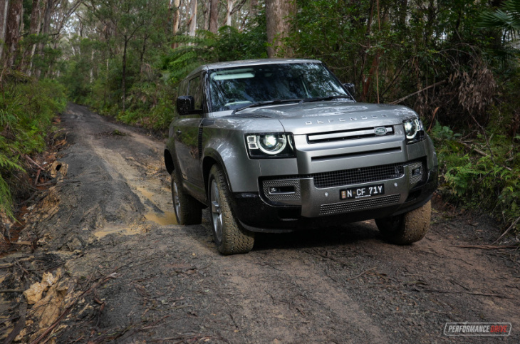 android, 2022 land rover defender 90 p400 review (video)