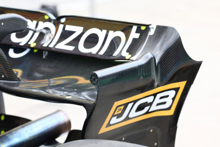 alpine expects other teams will copy aston martin’s f1 rear wing