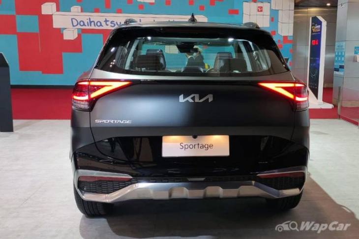 malaysia-bound kia sportage launched in indonesia, cbu korea, 9% more expensive than cr-v!