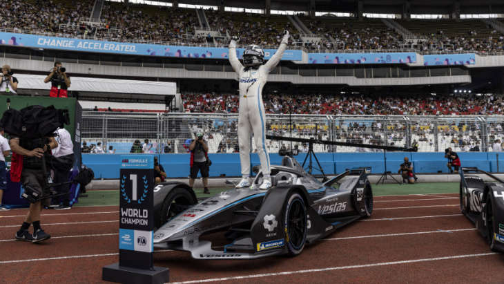 stoffel vandoorne wins formula e title as mercedes leaves the sport
