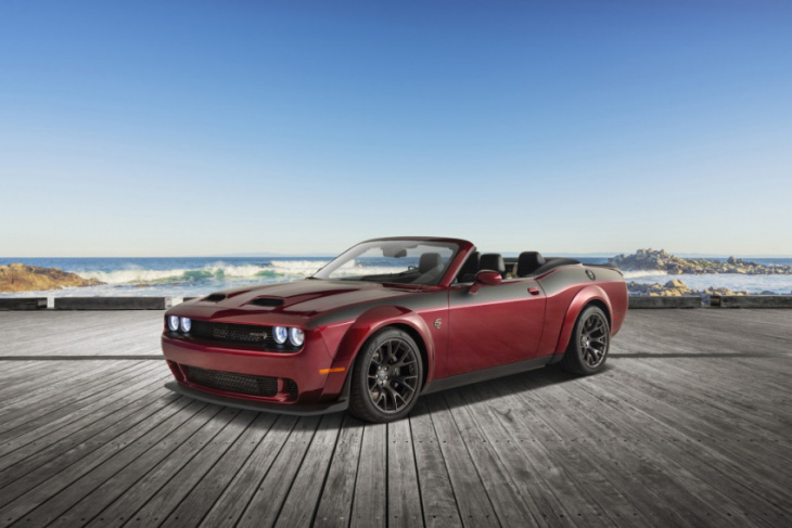 dodge dealers working with coachbuilder to offer challenger convertibles
