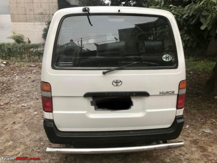 bought a 2004 toyota hiace in india: living with an 18-year-old van