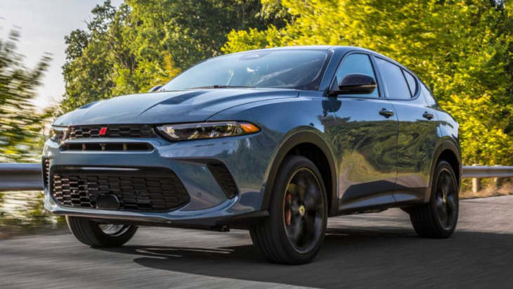2023 dodge hornet r/t phev bows as brand's first electrified model