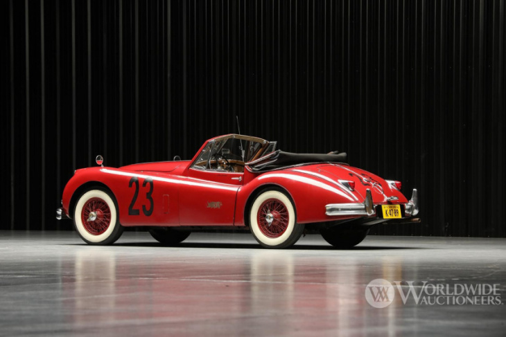 jaguar xk 140 with briggs cunningham and denise mccluggage ownership  for sale at worldwide's auburn auction