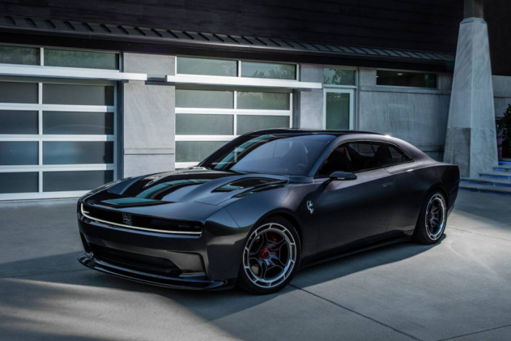 dodge charger daytona srt concept previews america’s first electric muscle car