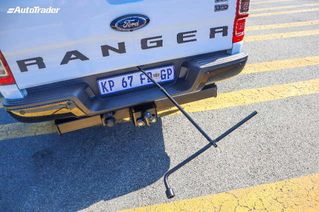 how to, how to change the spare wheel on a ford ranger
