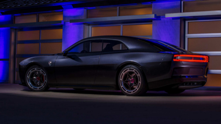 dodge charger daytona srt concept ev debuts – the first electric muscle car