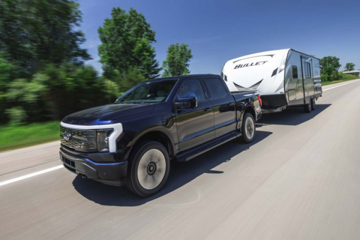 tested: ev pickups in a trailer-towing test — hummer, rivian, f-150 lightning