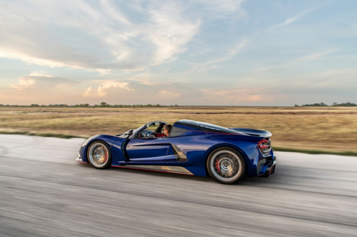 hennessey venom f5 roadster roars in with 1,817 hp