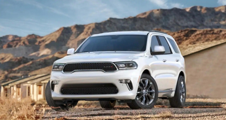 3 reasons the 2022 dodge durango r/t is the trim to buy