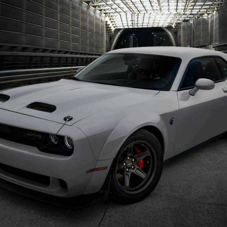 dodge charger & challenger bid adieu with seven last call heritage variants