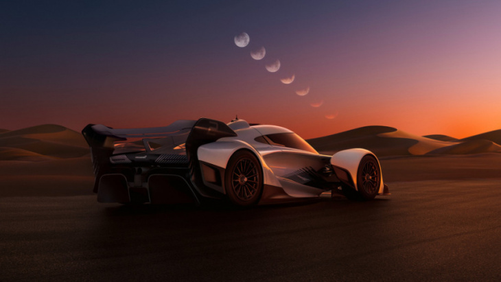 mclaren solus gt arrives as v-10 track car with video game looks