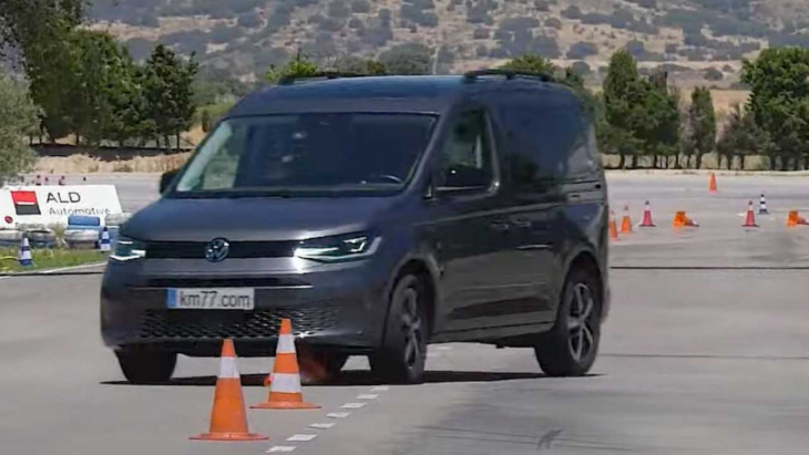 how to, volkswagen caddy shows how to not pass the moose test