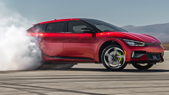 kia’s new ev6 gt is a supercar killer with “drift mode” – 0-100 km/h in 3.4s!