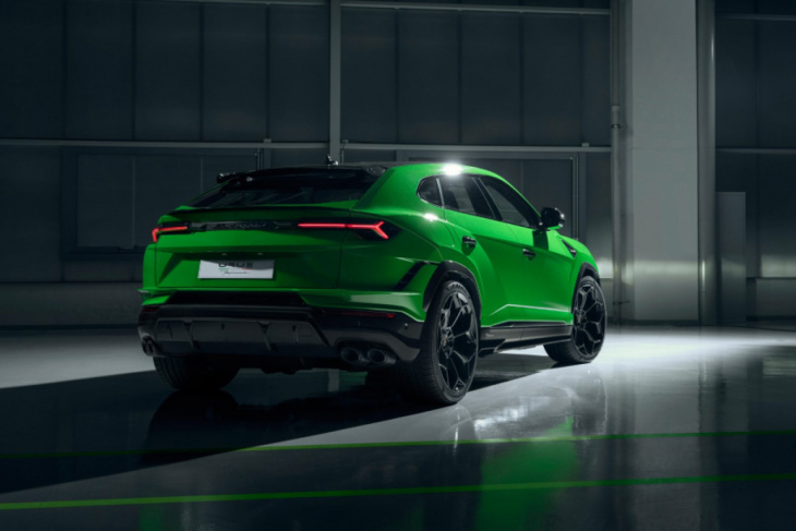 new lamborghini urus performante unleashed - 666 hp, 0 to 100 in just 3.3 seconds