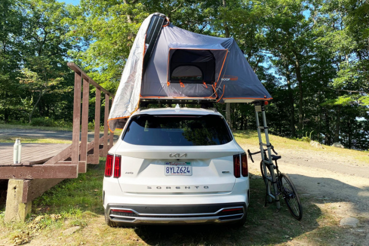 roofnest condor xl review: this magical rooftop tent is a charmer