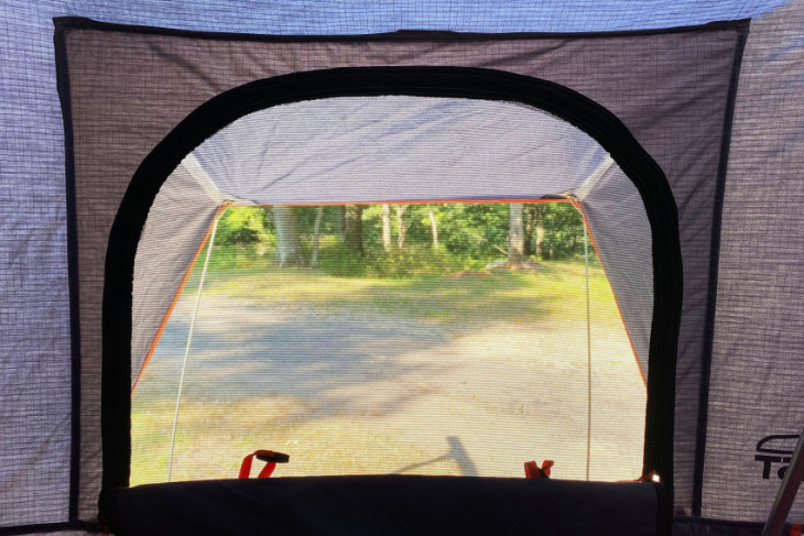 roofnest condor xl review: this magical rooftop tent is a charmer