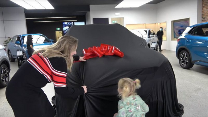 first video of byd atto 3 handover in new zealand