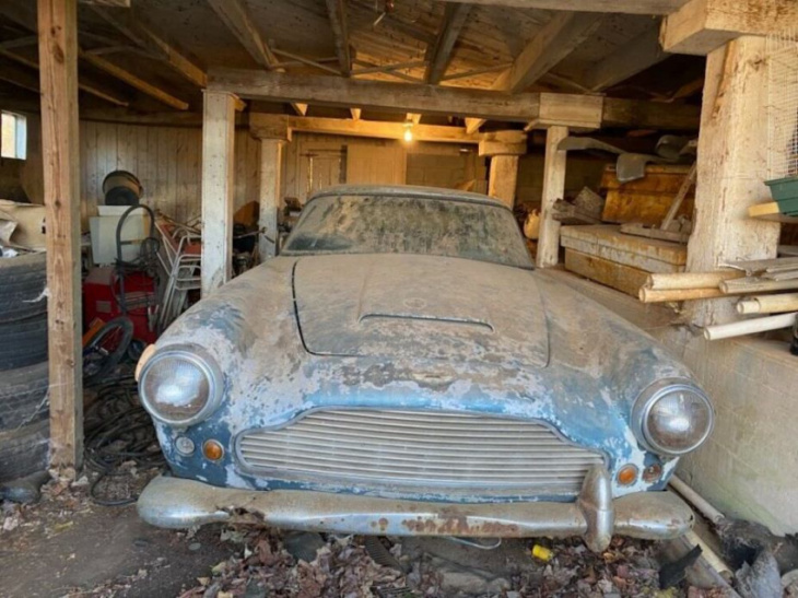 this numbers-matching aston martin db4 barn find is worth a fortune