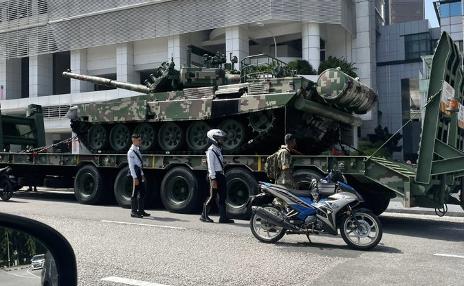army vehicles breaking down all over kl - what is going on?