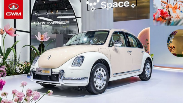 is this the weirdest chinese car design yet? 2023 wey yuan meng is part volkswagen beetle, part old saab and a little too much chrysler pt cruiser