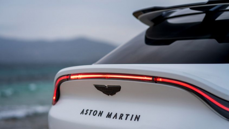 geely buys 7.6% share in aston martin