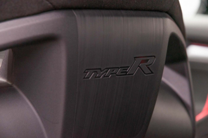 2023 honda civic type r checks in with 315 hp, better cooling, revised gearbox