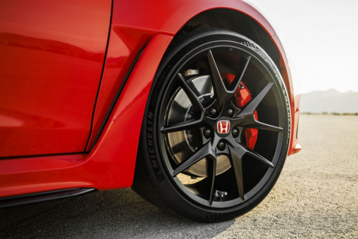 the 2023 honda civic type r makes 316 hp: official specs of honda's most powerful type r
