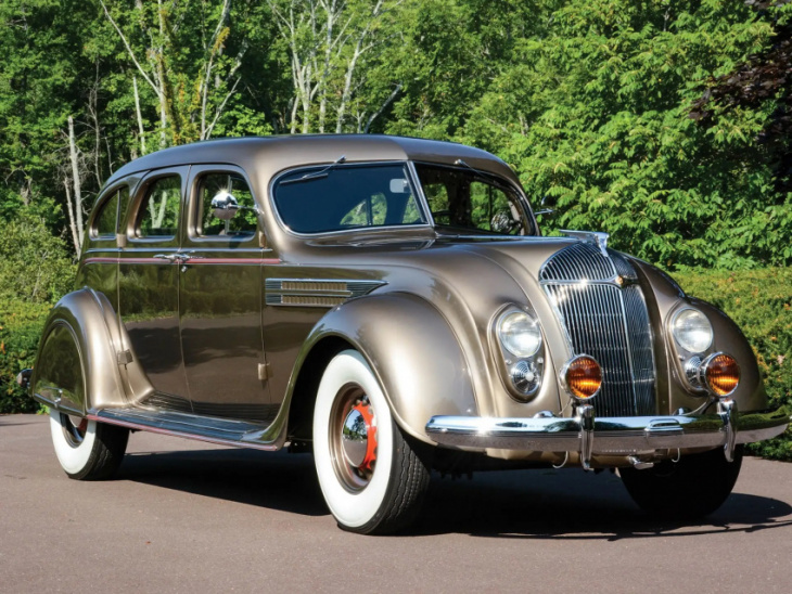 1936 chrysler imperial airflow sedan