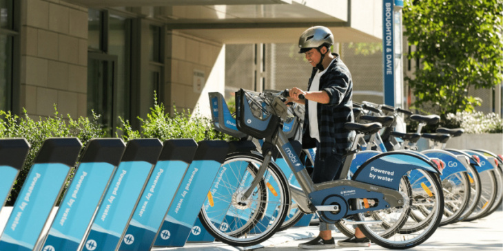 vancouver’s public bike sharing launches first e-bikes