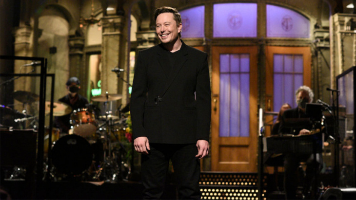 elon musk hints he’ll be opening for chris rock at upcoming show