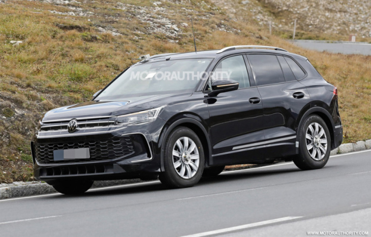 2025 volkswagen tiguan spy shots: redesigned crossover spotted for first time