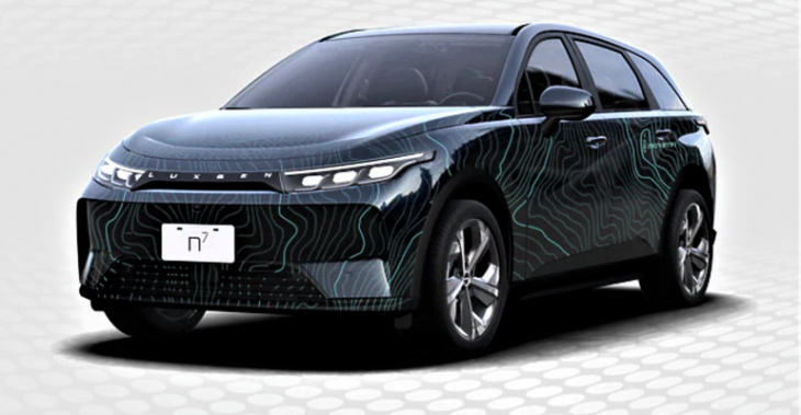 luxgen n7 cuv unveiled as foxtron's first model