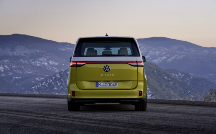 volkswagen id. buzz 2022 review: form and function equal fun with vw's electric mpv