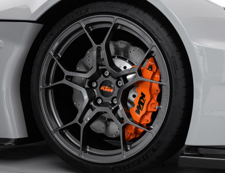 ktm's first road car is the 493-hp x-bow gt-xr