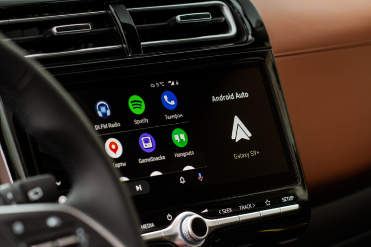 android, android auto update fixes major bugs — but the redesign is still missing