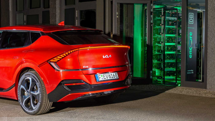 kia is reusing old ev batteries as energy storage systems for buildings in europe