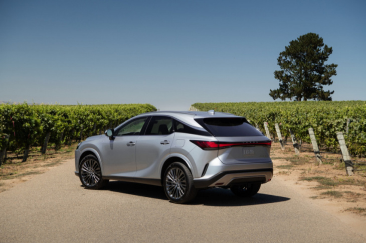 review: 2023 lexus rx cuts the luxury crossover in quarters