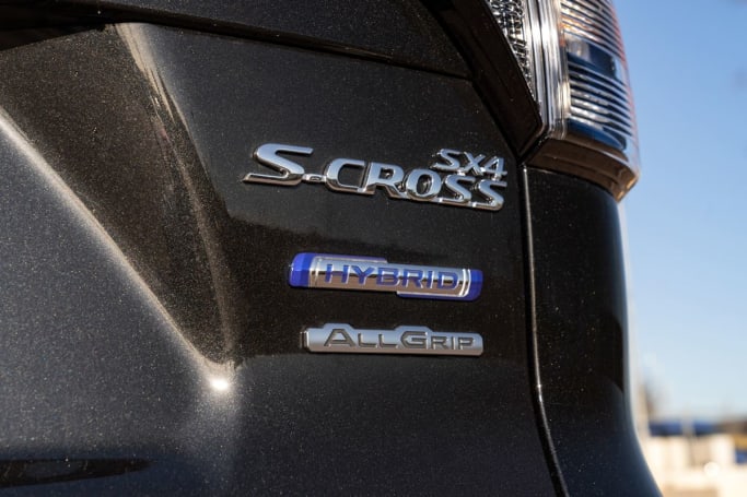 android, suzuki s-cross 2023 review