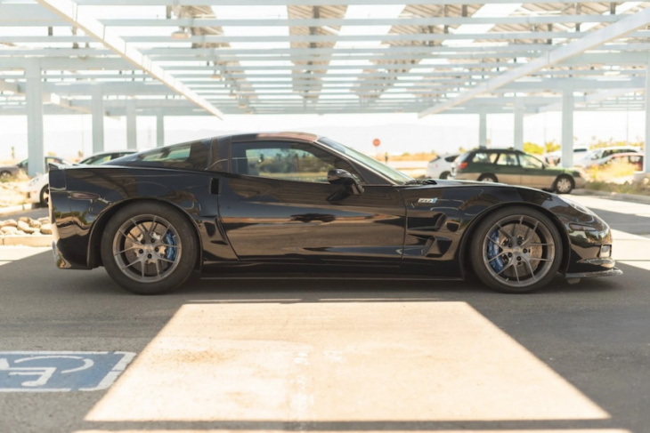 heavily-modified c6 corvette zr1 looks like a real thrill ride
