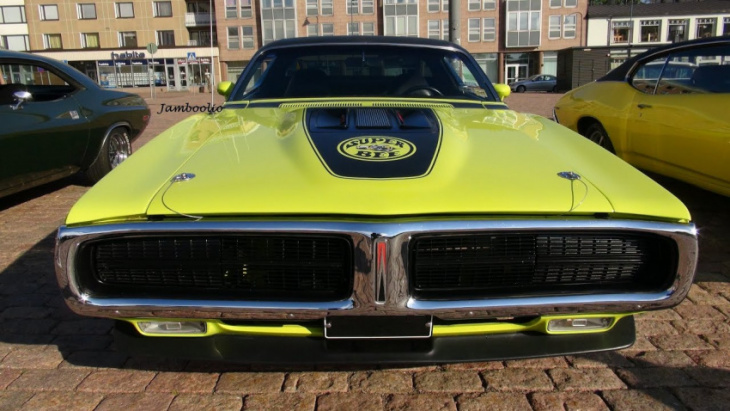 1971 dodge super bee 440 six pack – v8 and exhaust sound!